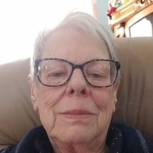 Meet your Posher, Phyllis